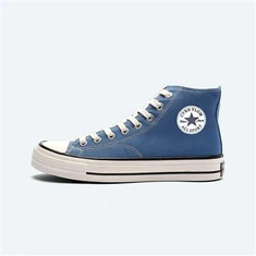 Sepatu Kanvas Renda Klasik High Top Unisex